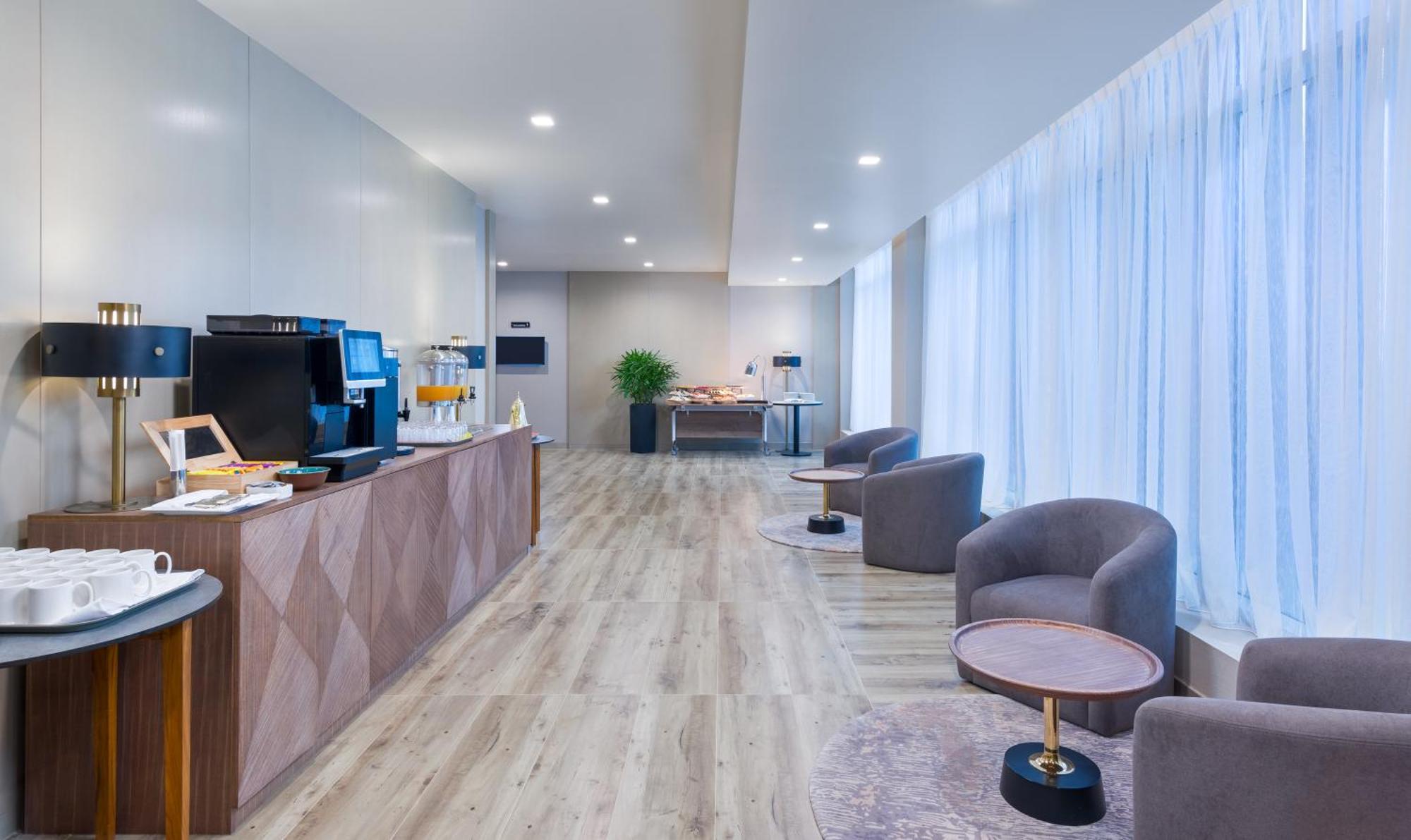 Intercityhotel Bawshar Maskat Exteriér fotografie